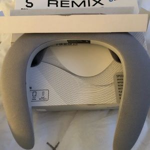 Remix Wireless Speaker Wearable New